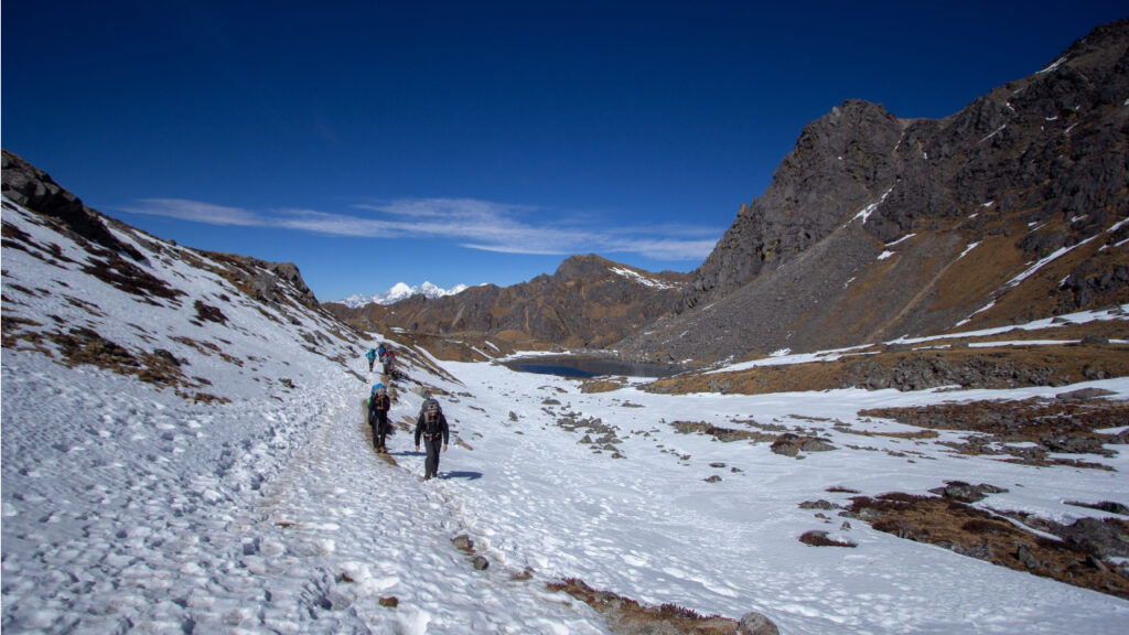 High mountain pass on Langtang Gosaikunda route